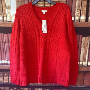 St. John’s Bay red cable knit‎ V neck sweater NWT